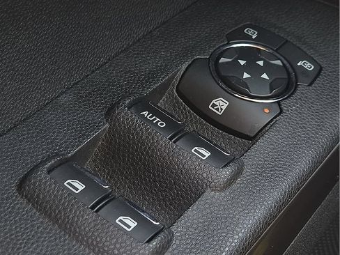Used 2019 Ford EcoSport SE FWD image 16