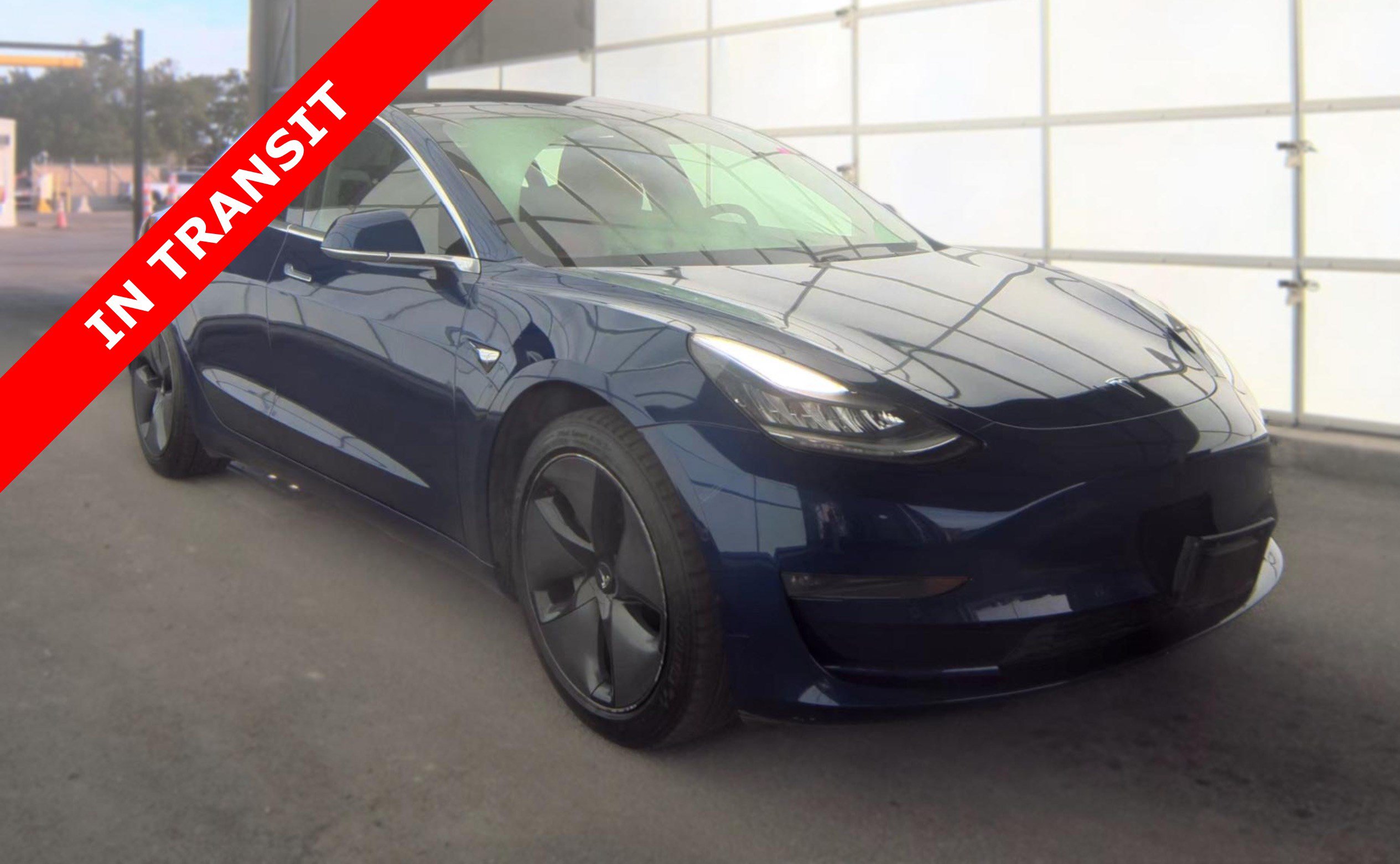 Used 2019 Tesla Model 3 Standard Range Plus RWD image 5