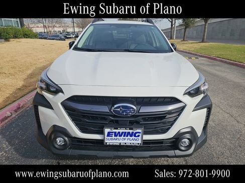 Used 2025 Subaru Outback Premium image 8