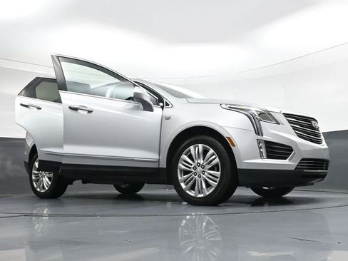 Used 2019 Cadillac XT5 Premium Luxury AWD/4WD image 45