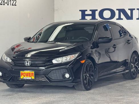 Used 2018 Honda Civic Sport image 7