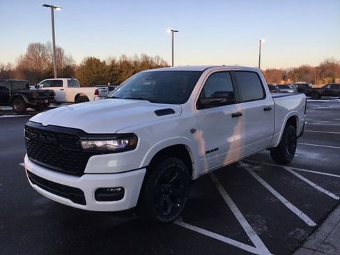 New 2026 RAM 1500 Big Horn AWD/4WD image 4
