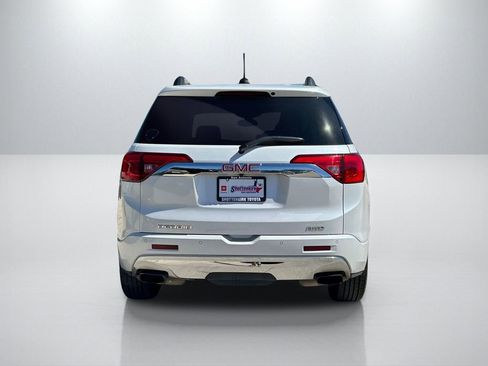 Used 2019 GMC Acadia Denali image 6