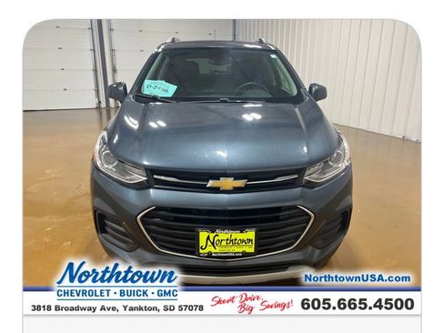 Used 2022 Chevrolet Trax LT w/ LT Convenience Package AWD/4WD image 15