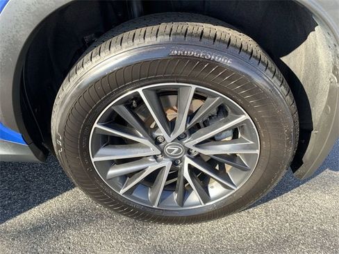 Used 2024 Lexus NX 300h AWD w/ Luxury Package image 35