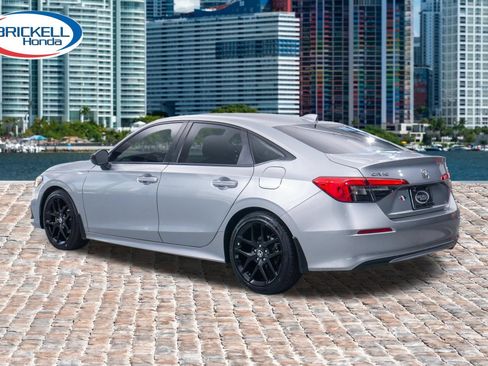 Used 2023 Honda Civic Sport image 5