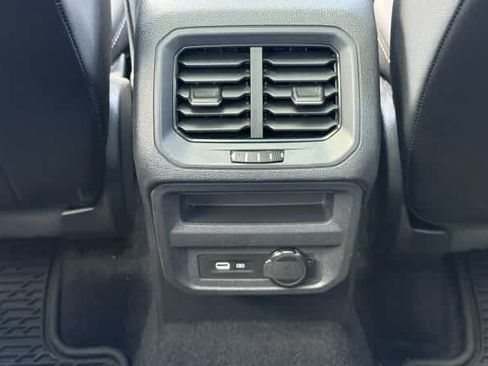 Used 2022 Volkswagen Tiguan SEL R-Line AWD/4WD image 26
