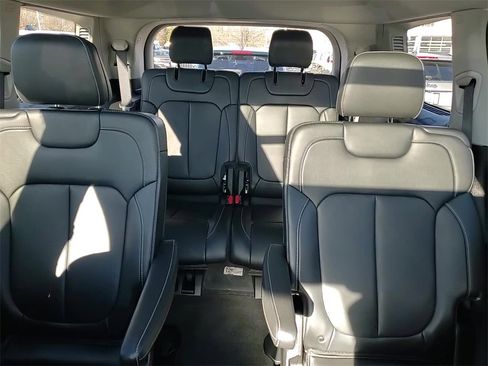 Used 2022 Jeep Grand Cherokee L Limited image 20