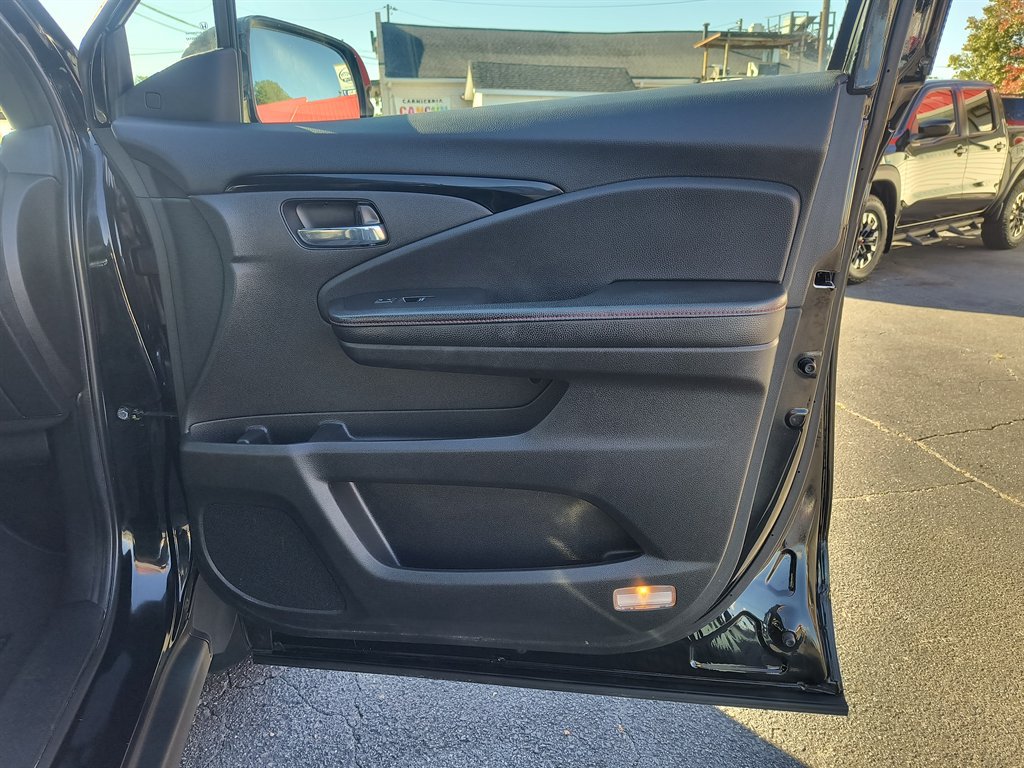 Used 2021 Honda Ridgeline Black Edition image 21