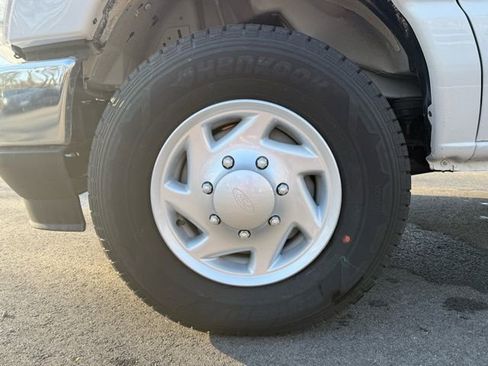 New 2026 Ford E-350 and Econoline 350 Super Duty w/ Power Equipment Group image 9