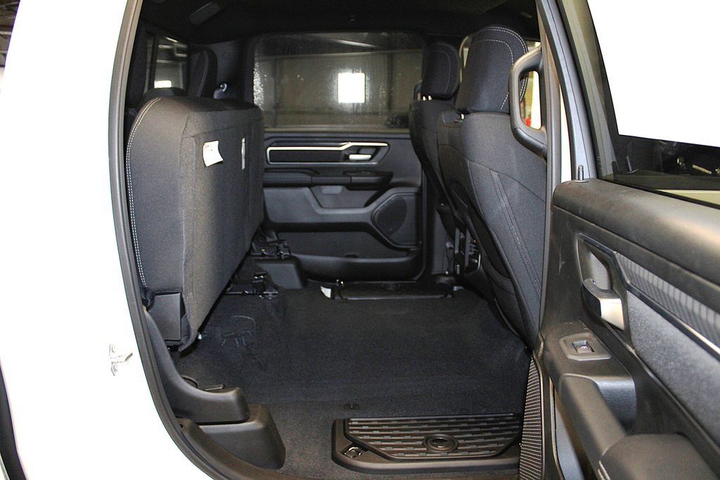 New 2026 RAM 1500 Big Horn AWD/4WD image 34