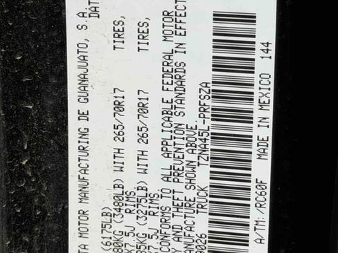 Used 2024 Toyota Tacoma TRD Off-Road image 16