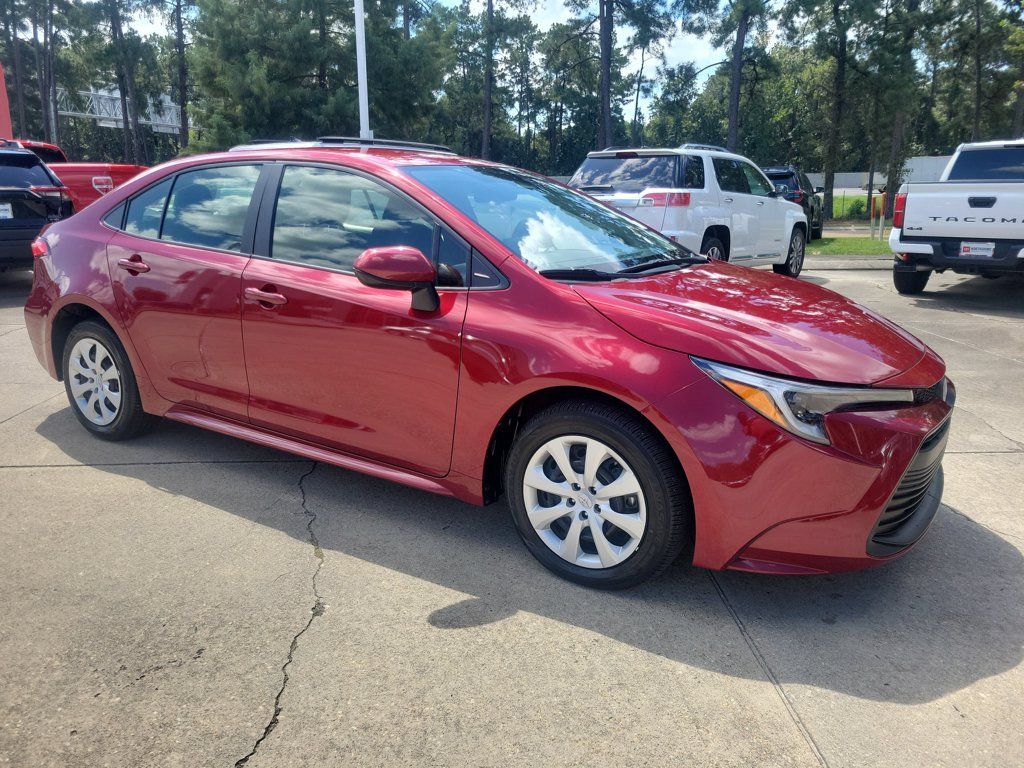 Certified 2024 Toyota Corolla LE FWD image 9