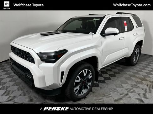 Certified 2025 Toyota 4Runner TRD Sport image 1