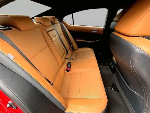 Used 2024 Lexus IS 350 F Sport RWD image 20