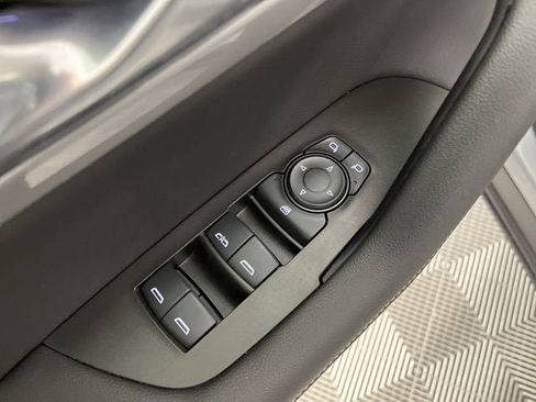 Used 2024 Chevrolet Blazer LT image 27