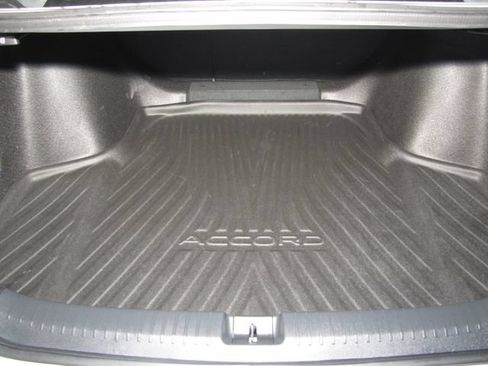 Certified 2024 Honda Accord EX image 17