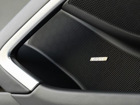 Used 2025 Porsche 718 Cayman image 21