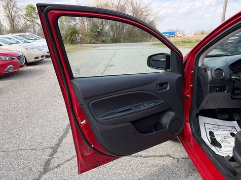 Used 2018 Mitsubishi Mirage G4 ES FWD image 9