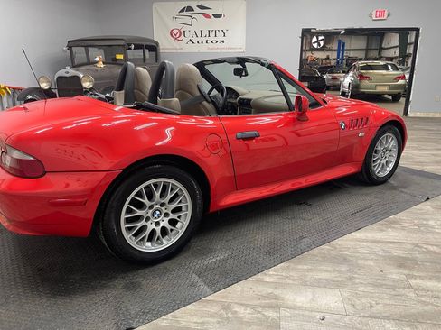 Used 2002 BMW Z3 2.5i RWD image 22