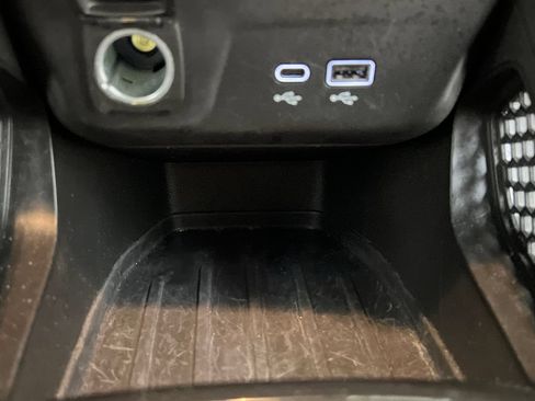 Used 2025 Chevrolet TrailBlazer LT AWD/4WD image 52