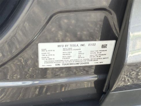 Used 2022 Tesla Model X Plaid image 10