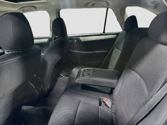 Used 2019 Subaru Outback 2.5i Premium w/ Popular Package #2 AWD/4WD image 19