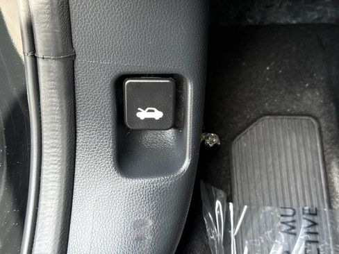 Used 2020 Honda Accord EX image 45