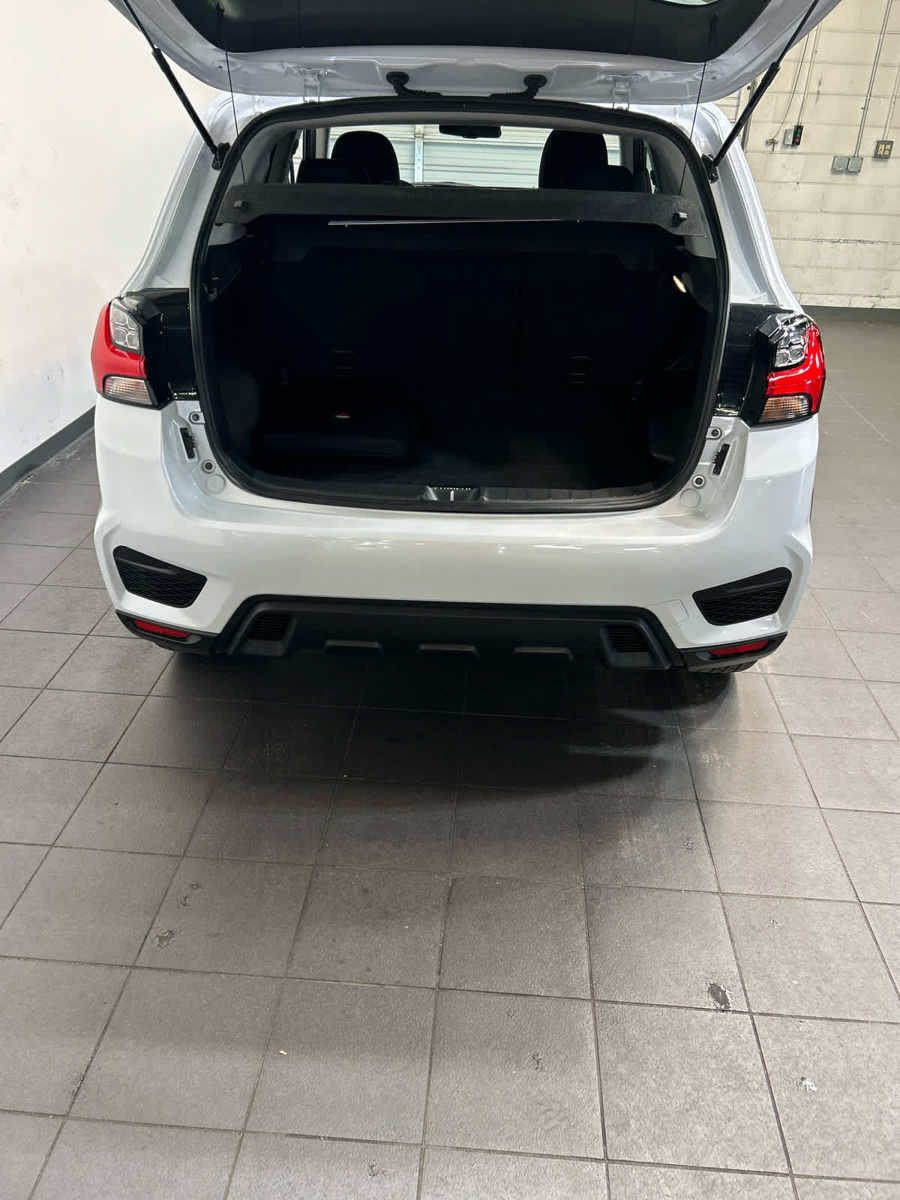 Used 2024 Mitsubishi Outlander Sport LE AWD/4WD image 11