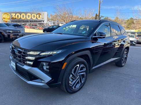 Certified 2025 Hyundai Tucson Limited image 1