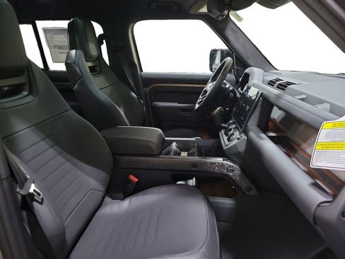 New 2026 Land Rover Defender 110 image 28