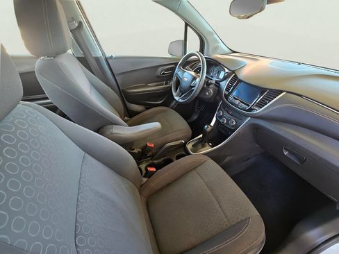 Used 2014 Chevrolet Traverse LS FWD image 40