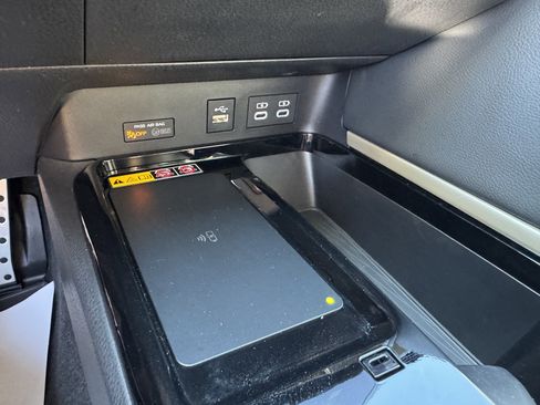 Certified 2025 Toyota Camry XSE image 27