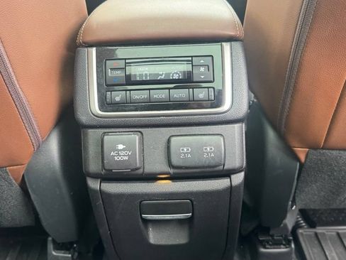 Used 2019 Subaru Ascent Touring w/ Popular Package #3 AWD/4WD image 14