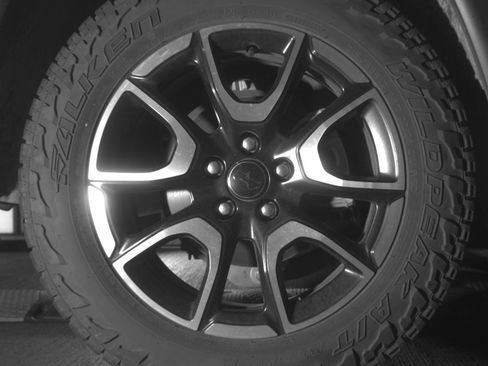 Used 2025 Jeep Compass Trailhawk AWD/4WD image 15