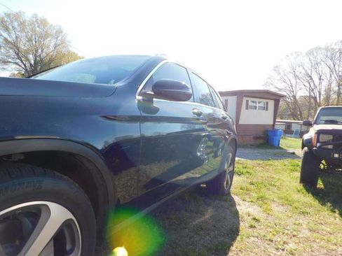 Used 2016 Mercedes-Benz GLC 300 image 33