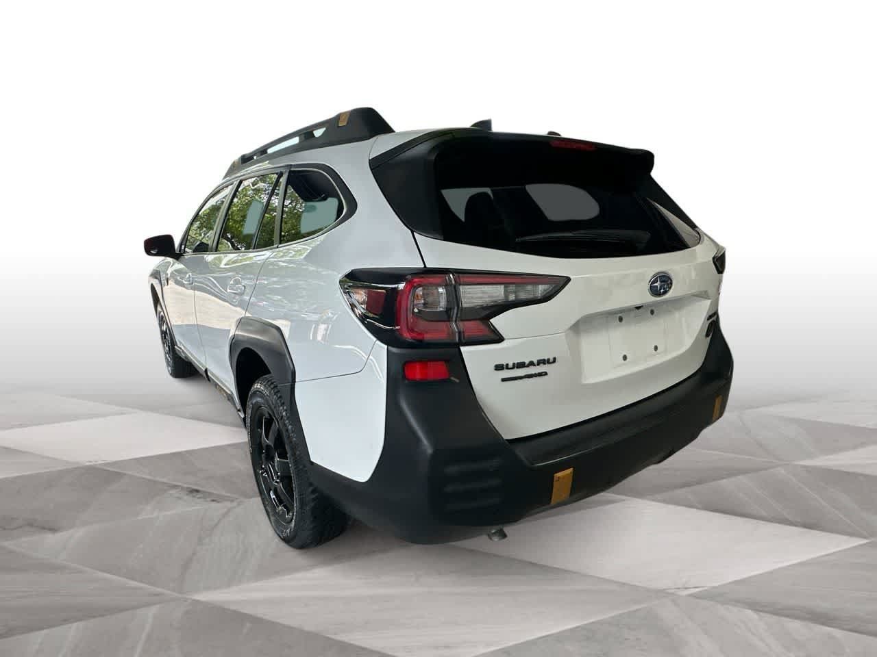 Used 2025 Subaru Outback Wilderness AWD/4WD image 6