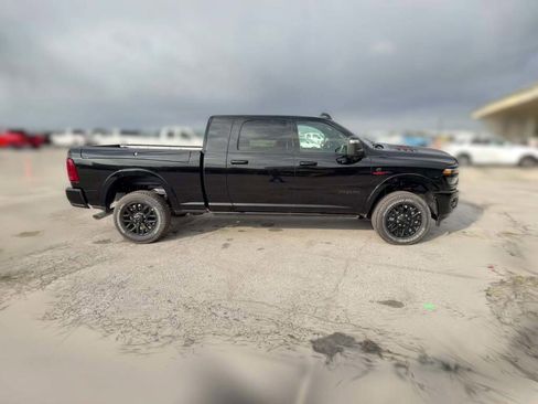 New 2026 RAM 2500 Limited image 14