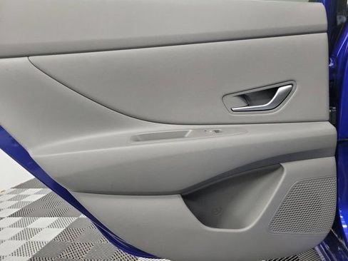 Used 2024 Hyundai Elantra SEL FWD image 13