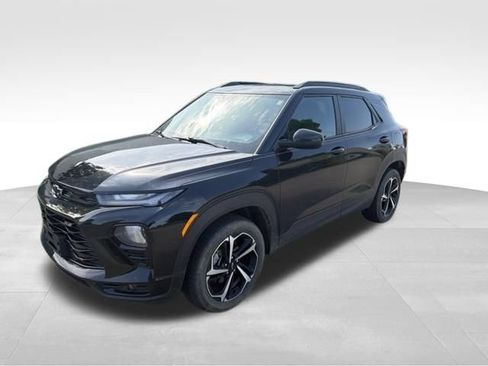 Used 2023 Chevrolet TrailBlazer RS w/ Convenience Package AWD/4WD image 8