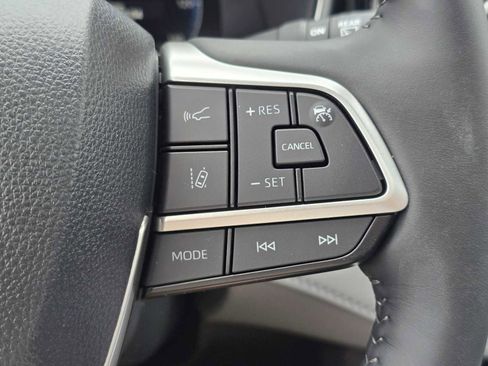 New 2026 Toyota Highlander Platinum AWD/4WD image 34