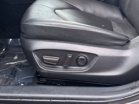 Used 2024 Toyota Camry XSE FWD image 25