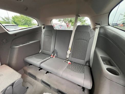 Used 2017 Chevrolet Traverse LT w/ Style and Technology Package AWD/4WD image 22