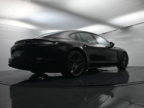 Used 2023 Porsche Panamera Platinum Edition image 54
