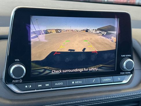 Certified 2024 Nissan Rogue S AWD/4WD image 19