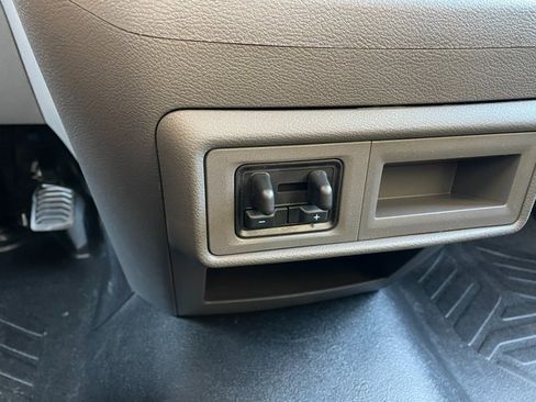 New 2026 Ford Transit 250 148 Medium Roof w/ Load Area Protection Package image 23