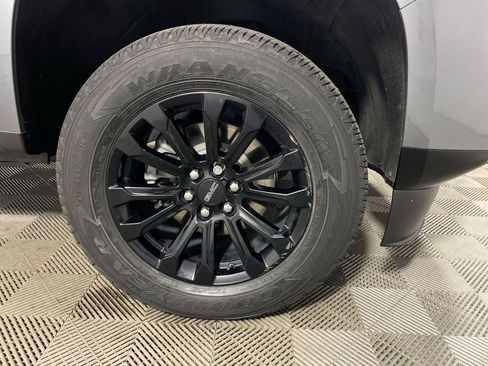 Used 2022 GMC Canyon Elevation w/ Elevation Premium Package image 10