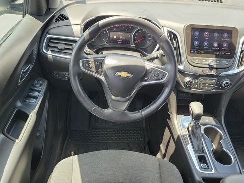 Used 2022 Chevrolet Equinox LT FWD image 18