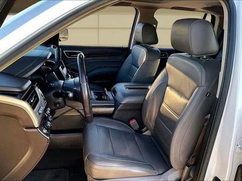 Used 2018 GMC Yukon Denali image 25