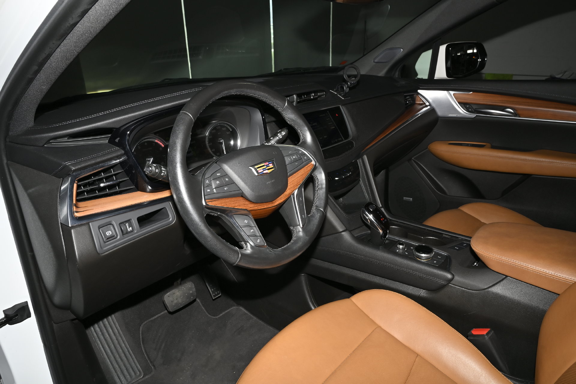 Used 2024 Cadillac XT5 Premium Luxury AWD/4WD image 25